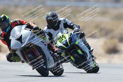 media/Oct-02-2025-Racers Edge (Thu) [[2c91cb6ab3]]/3-B Group/Session 3-Turn 16 (12pm)/